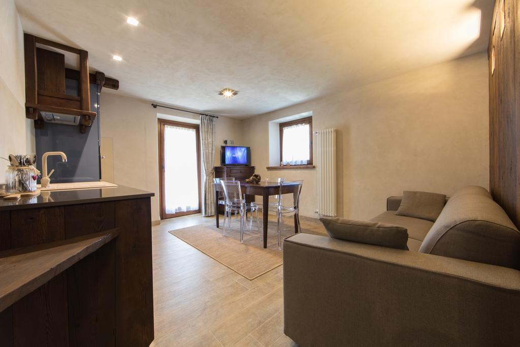 Maison Lo Triolet Introd Exteriör bild